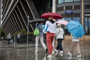 По жаре отмена: Синоптик рассказал, когда в Москву нагрянет настоящее лето