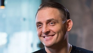 Если атака прошла успешно, хищник будет стараться повторить её. Потому что для него нападение на жертву — это суть существования и способ пропитания. Он пытается повторять успешные действия, потому что это удобно и выгодно. 