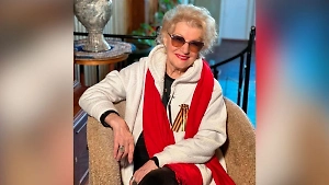 Онкобольную звезду «Девчат» экстренно госпитализировали в Москве