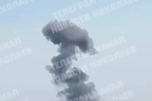 «‎Ядерный гриб» от взрыва в Николаеве сняли на видео после удара «Кинжалами» с борта МиГ-31