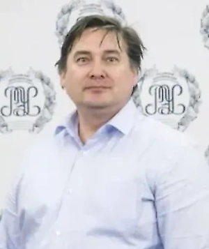 Причин для роста цен на сельхозпродукцию с точки зрения издержек на топливо нет. Сезонные ягоды, такие как клубника, черника, смородина и крыжовник, также дешёвые. Оптовые цены за последний месяц снизились на 7,2 %. Ожидается, что в ближайшие две недели цены на клубнику снизятся до 30%. Этому способствует и рост импорта, и снижение курса валют. Смородина и часть урожаев из-за холодного лета в ряде регионов подешевеет.