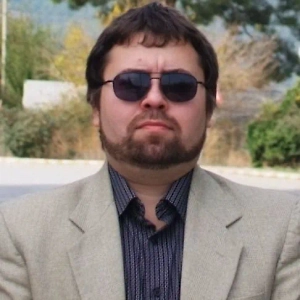 Иран никогда не пугал весь мир тем, что у него есть ядерное оружие. То есть это всегда были претензии к Ирану со стороны Запада и Израиля. Иран, наоборот, настаивал всегда на том, что у него мирная ядерная программа. Мы знаем, что страна разрабатывала технологии под контролем МАГАТЭ. Там были наблюдатели, камеры, какие-то объекты. Не исключаю, может быть, действительно были секретные объекты. Но, опять же, доказательств этого у нас нет.