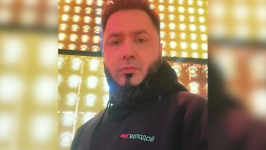 «Ценный приз за голову»: Блогер Апачев отреагировал на объявление в розыск СБУ