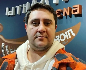 У «‎похищенного» в Москве блогера Щепихина много снимков с известными людьми