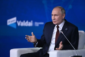 Путин подчеркнул роль языка в гражданской идентичности россиян и единстве страны