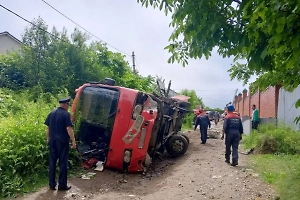 Выросло число пострадавших в результате опрокидывания автобуса под Хабаровском
