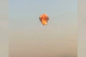 Момент уничтожения одного из украинских дронов, летевших на Москву, попал на видео