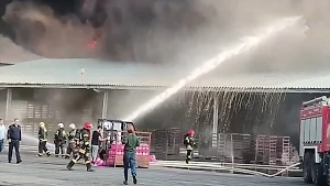 Пожар на складе в Пушкино локализован