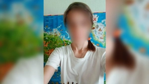 На Урале потерявшая дочь женщина в ковбойской шляпе похитила шестилетнюю девочку