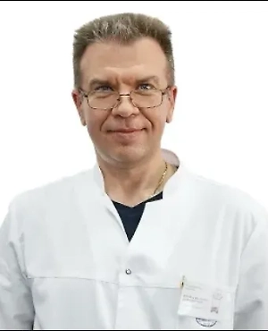 В жару продукты портятся гораздо быстрее. Бактерии, такие как сальмонелла, кишечная палочка и стафилококк, активно размножаются при температуре выше +20°C. 