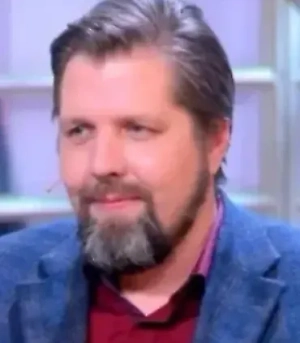 Сердце отморозить эти коврики не могут, печень тоже, они достаточно глубоко находятся в организме. А самое частое осложнение при неправильном охлаждении — цистит, потому что кроме ковриков есть ещё специальные попонки, которые могут охлаждаться, могут пропитываться водой и тоже как бы способствовать охлаждению. 