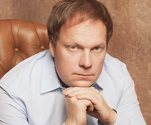 Очень важно, что в центре внимания сейчас семья, хоть год семьи и прошёл. Это говорит о приоритетах долгосрочной политики, что наш президент уделяет комплексное, системное внимание вопросам семейной, демографической политики