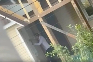 Находящийся в розыске мужчина залез в дом бывшей в Москве и устроил взрыв