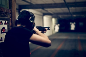 Китаянка, которая хотела покончить с собой в петербургском тире, умерла в больнице