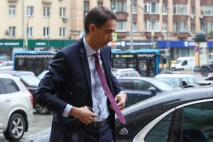 Посол Азербайджана Мустафаев покинул МИД России спустя час