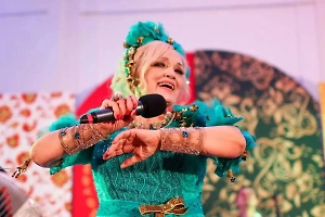 «Окочурится на сцене»: Кушанашвили пристыдил семью Кадышевой за «эксплуатацию» её таланта