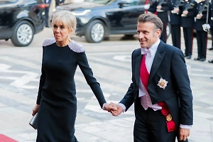 Неужели скоро развод? Жена Макрона унизила супруга прямо на глазах у Карла III