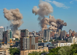 Деньги на «Герань»: Как украинцы помогают России бить по военкоматам