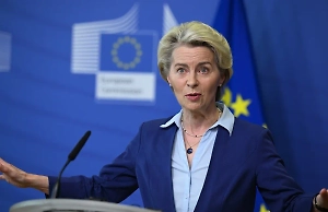 На фон дер Ляйен подали в суд ЕС из-за клеветы о России