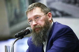 «В долгах как в шелках»: Герман Стерлигов просит у властей денег