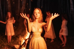 Как понять, что в вашем роду были ведьмы: 10 неочевидных признаков и предметов