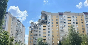 Оказавшийся под завалами многоэтажки в Саратове мужчина перестал отвечать спасателям