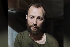 «Спасли жизнь»: Офицер ВСУ поблагодарил русских бойцов, которые несли его 8 км на носилках