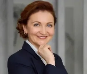 Самое основное правило – помните, чей это праздник. Вы на празднике не для того, чтобы себя показать, какие вы классные, какие вы замечательные, как шикарно вы выглядите, и переплюнуть всех вокруг. Помните, что вы в этот момент с вашими друзьями для того, чтобы сделать для них праздник, чтобы они были звёздами, чтобы они ощутили, что всё вокруг, всё пространство, все люди радуются за них и создают вот эту неповторимую атмосферу.