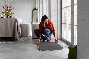 Роскачество предупредило об опасности придверных ковриков, если их не мыть