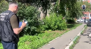 На Урале мужчина лишился кистей рук после взрыва коробки