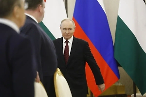 В Кремле оценили возможность разговора Путина с Мерцем или Стармером после беседы с Макроном