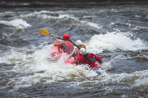 Группа туристов пропала при сплаве на байдарках по Белому морю