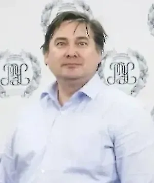 Пакеты, на первый взгляд, – это не тема для анализа потребительского поведения. Однако это как минимум 7,5 тысячи в год из расчёта один-два пакета по 10-12 рублей в крупном супермаркете. Это если за покупками ходит только один член семьи. Если каждый идёт домой и по дороге покупает что-то, то расходы, соответственно, растут. С чем это сопоставимо? С годовым налоговым вычетом на обучение ребёнка при стоимости обучения 90 тысяч или тем же вычетом, но полученным за лечение зубов, например.