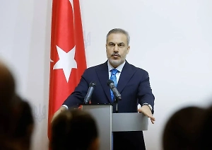 Итогом переговоров России и Украины должен быть мир, заявил глава МИД Турции