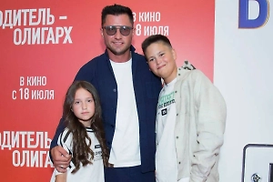 После гендер пати Муцениеце Прилучный отписался от 9-летней дочери в соцсетях