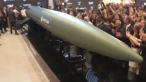 Турция представила свою первую баллистическую ракету Tayfun