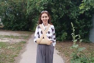 В Рязани полицейские жёстко заломали пожилую «закладчицу», которая фотографировала цветы