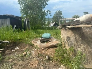 В Хабаровском крае шестилетнего мальчика насмерть придавило бетонной плитой