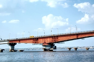 Убегавший от сотрудников ТЦК украинец прыгнул с моста и разбился насмерть