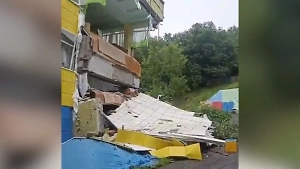 Стена детсада №15 обрушилась в Петропавловске-Камчатском после землетрясения 