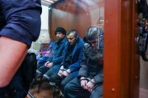 Исполнитель теракта в «Крокусе» вспомнил о родственниках и попросил суд о международных звонках