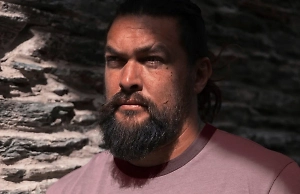 Актёр Джейсон Момоа сбрил свою фирменную бороду, которую носил шесть лет