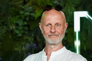 «Открутят бошки»: Гоблин предупредил россиян о поездках за границу по окончании СВО