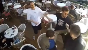 Футболиста Смолова шантажировали из-за драки в московской «Кофемании»