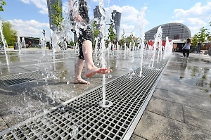 Жара обрушилась на Москву: Понедельник стал самым тёплым с начала лета