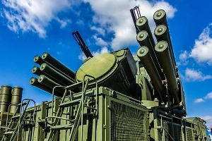 Более 400 дронов ВСУ и семь авиабомб сбила российская ПВО за сутки