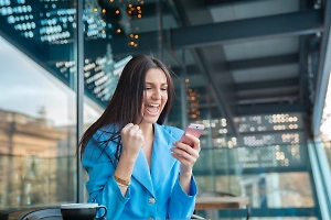 Последний билет изменил жизнь: Россиянка выиграла в лотерею 33 миллиона