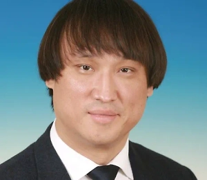 Безусловно, открытие аэропорта в Геленджике увеличит турпоток в Краснодарский край. Геленджик — это гавань, которая на юге расположена, и она всегда была заполнена туристическим потоком, поэтому я думаю, что это очень сильно повлияет. Это влияет в том числе и на Крым тоже. От Геленджика до Крыма ехать ближе, чем от Сочи до Крыма.