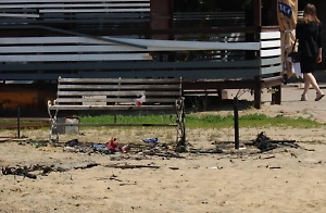 На городском пляже Курска начались восстановительные работы после атаки БПЛА
