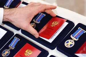 5-летнего героя, закрывшего маму от дрона во время атаки в Курске, просят наградить